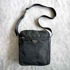 Y2K PRADA shoulderbag camerabag archive - メルカリ
