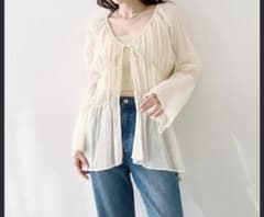 Kastane シャーリングシアーブラウス アイボリーのサムネイル