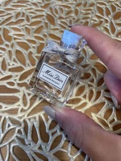 【Dior 】ミスディオールブルーミングブーケ　オードゥトワレ　香水のサムネイル