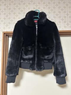 Tommy Hilfiger ブラックファーコートのサムネイル