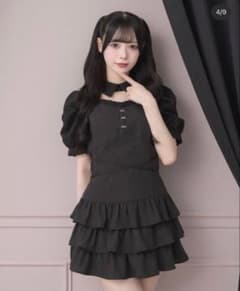 pium カットアウトクロスティアードワンピースのサムネイル