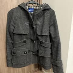 バーバリーブルーレーベル　ダッフルコートのサムネイル
