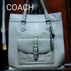 軽め大容量COACHトートバッグ、特別制作流通してないデザインでしょのサムネイル