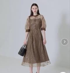 レジャ Leja 配色パイピングレーススパンコール刺繍パフスリーブフレアドレスのサムネイル
