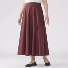 【こまちゃんさま専用】無印良品　綿混ダンプイージーフレアースカートのサムネイル
