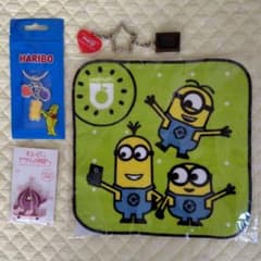 ミニオンズ、ハリボー 、キューピー(非売品)他4点セット