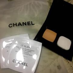 CHANEL ファンデーション&ベースのサムネイル