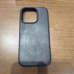 ブラック iPhone15pro用ケース シリコン製のサムネイル