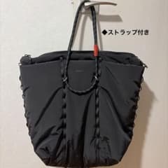 topologie Cloud Tote　ブラック　ストラップ付き Topologie Cloud Tote ストラップ付き - メルカリ