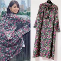 IENA♡石田ゆり子さん 花柄ワンピース - メルカリ