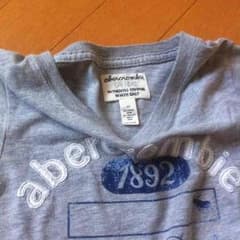 アバクロ Tシャツのサムネイル