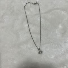 ヴィヴィアンネックレスのサムネイル