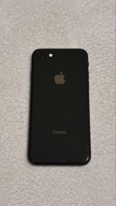 美品　iPhone8 本体 ブラックのサムネイル