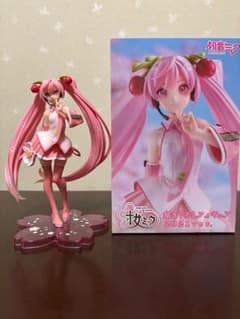 桜ミク フィギュアのサムネイル