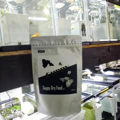 [グッピー太郎]　小型観賞魚　乾燥餌　Guppy Dry Food　500ｇのサムネイル