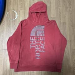 【THE NORTH FACE】ノースフェイスパーカー　レッド　海外モデルのサムネイル