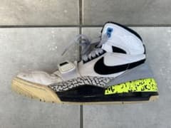 NIKE ハイカットスニーカー ベルクロ付きのサムネイル