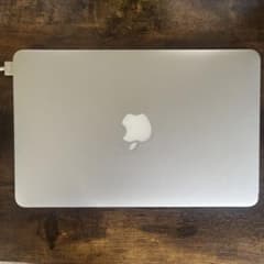 MacBook Airのサムネイル