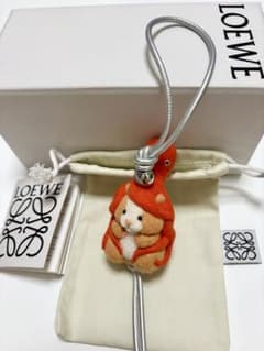 LOEWE ロエベ スナフジタ ハムスター タコチャーム 限定品 - メルカリ