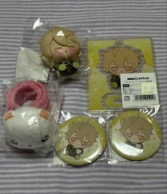 ニューカニ ケシー DMMくじ 第4弾 ミニフィギュア 缶バッジ アクスタ、他