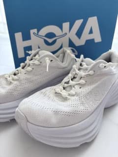 HOKA スニーカー ホワイト　クリーニング済み HOKA BONDI8 23.5cm 白 クリーニング&水性コート加工済み - メルカリ