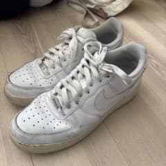 Nike Air Force 1 ホワイトのサムネイル