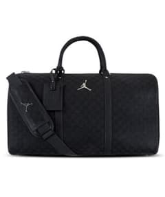 NIKE ナイキ　Jordan ジョーダン　ブラック　ボストンバッグ　ショルダー