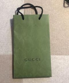 GUCCI ショッパー 紙袋 エンボス加工 グリーンのサムネイル