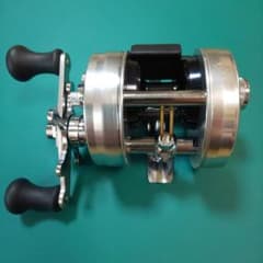 ABU アンバサダー 1600C IAR 実釣未使用 【美品】 箱あり ABU アンバサダー 1600C IAR 実釣未使用 【美品】 箱あり - メルカリ