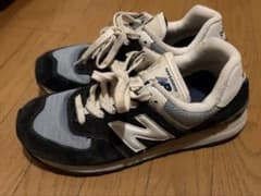New Balance 574 黒／水色／白　26cmのサムネイル