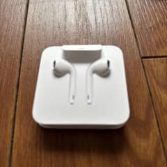 iPhone純正イヤホンのサムネイル