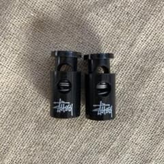 stussy のボタンのサムネイル