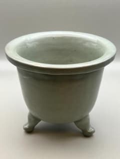 [Sea] Li Dynasty celadon incense burner, intaglio circular letters, period objects, antiques, Li Dynasty artworks