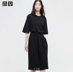 UNIQLO ミディスカート　黒のサムネイル