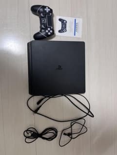 PlayStation 4 Slim 本体 + コントローラーのサムネイル