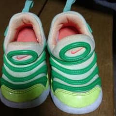 ナイキ ダイナモのサムネイル
