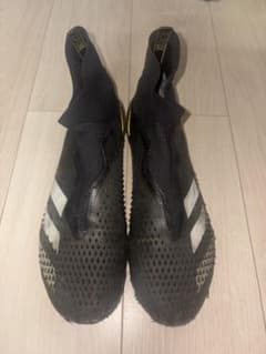 ADIDAS PREDATOR 紐なし　定価40,000円程 状態悪のサムネイル