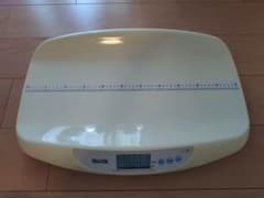 タニタ　デジタルベビースケール　BD-586-WH（ホワイト）tanitaのサムネイル