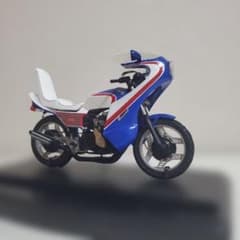 HONDA CBX400F ロケットカウル 三段シート プラモデル HONDA CBX400F ロケットカウル 三段シート プラモデル - メルカリ
