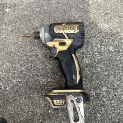 Makita インパクトドライバー ブラック/ゴールドのサムネイル
