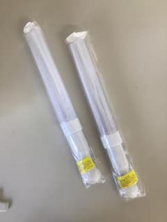 【値下】LEDグロースティック　ペンライト　電池式　白　2本セットのサムネイル