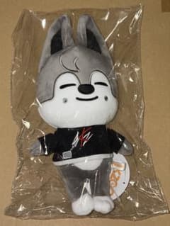 Stray Kids SKZOO Wolf Chan ぬいぐるみのサムネイル