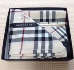 DK様専用☆バーバリー 小銭入れのみのサムネイル