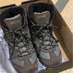登山靴のサムネイル