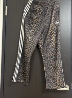 adidas レオパード柄 トラックパンツ Mサイズのサムネイル