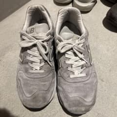 New Balance 1400 グレー スニーカーのサムネイル