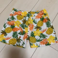 新品未使用★ショートパンツ パイン柄 80のサムネイル
