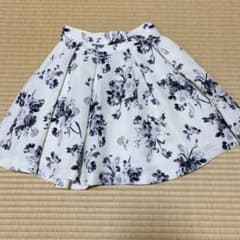 ＊INGNI 花柄フレアースカート＊のサムネイル