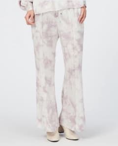 【値下げ】Perfume Flare Pantsのサムネイル