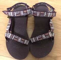 teva テバ サンダルのサムネイル